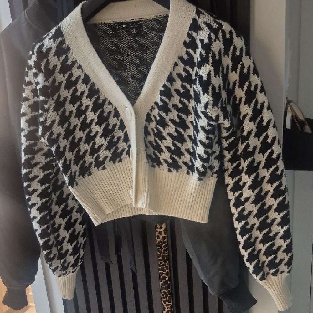 SHEIN Black and White Houndstooth Cardigan